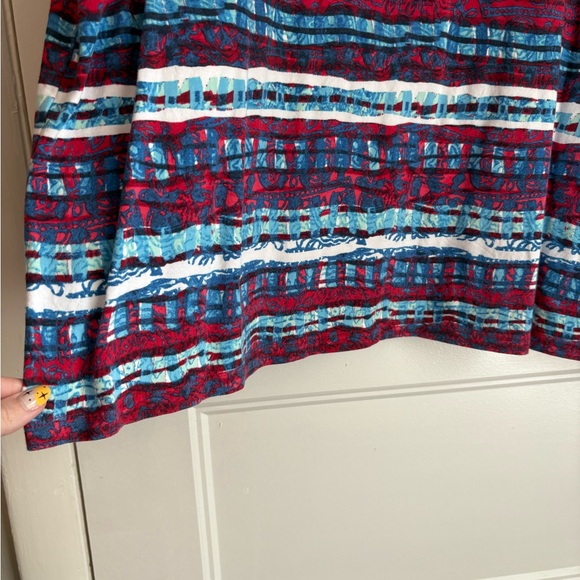 CJ Banks Red and Blue Patterned Top - Picture 5 of 6